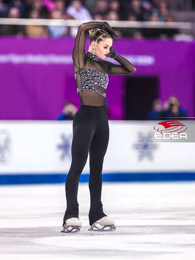 Ice Gallery Skates U.S.